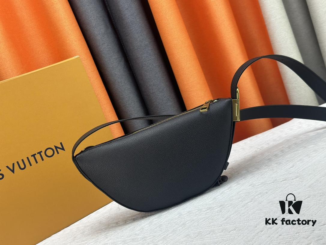 693080986e68136f4d9a78a5 Low Key Bumbag M83546 M11429 - A Modern Minimalist Design in Exceptionally Soft and Smooth Calfskin with Refined Details