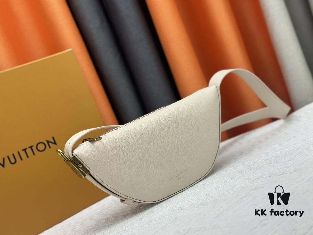 Low Key Bumbag M83546 M11429 – A Modern Minimalist Design Crafted in Exceptionally Soft and Smooth Calfskin with Refined Details