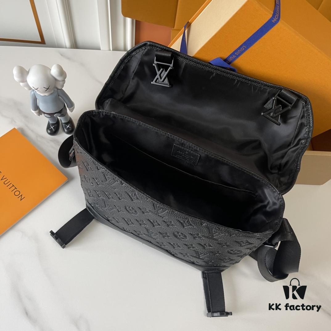 693080a56e68136f4d9a78be Upgraded 210 M25121 M12517 Latest Voyager Small Satchel Bag in Monogram Shadow Cowhide Leather