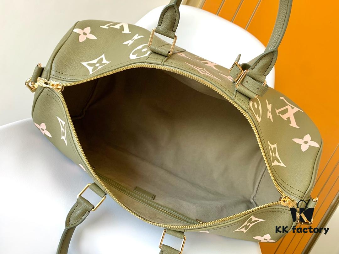 693080ae6e68136f4d9a78cf M46670 Black M46671 Green Keepall Bandoulière 45 in Monogram Empreinte Embossed Leather