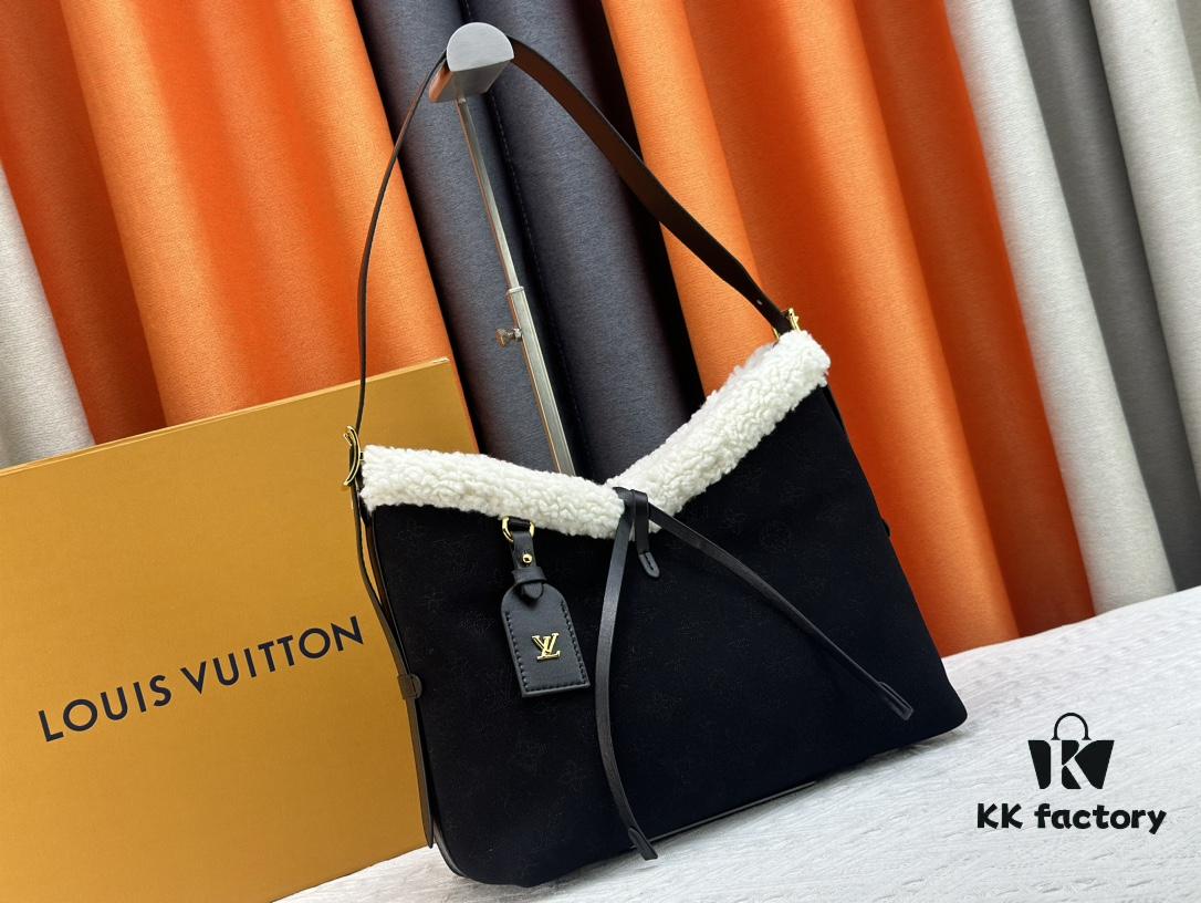 693080b56e68136f4d9a78da M11843 M46203 (Suede Leather with Digital Perforation Technique, Matched Pattern Construction) CarryAll Small Bag from LV Ski Collection