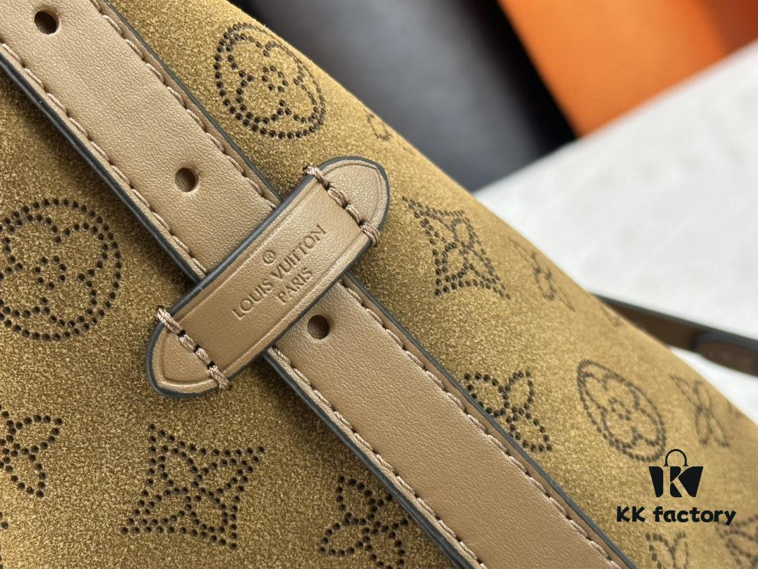 693080bf6e68136f4d9a78e9 M11843 M46203 (Suede Leather with Digital Perforation Technique, Aligned Pattern) CarryAll Small Bag