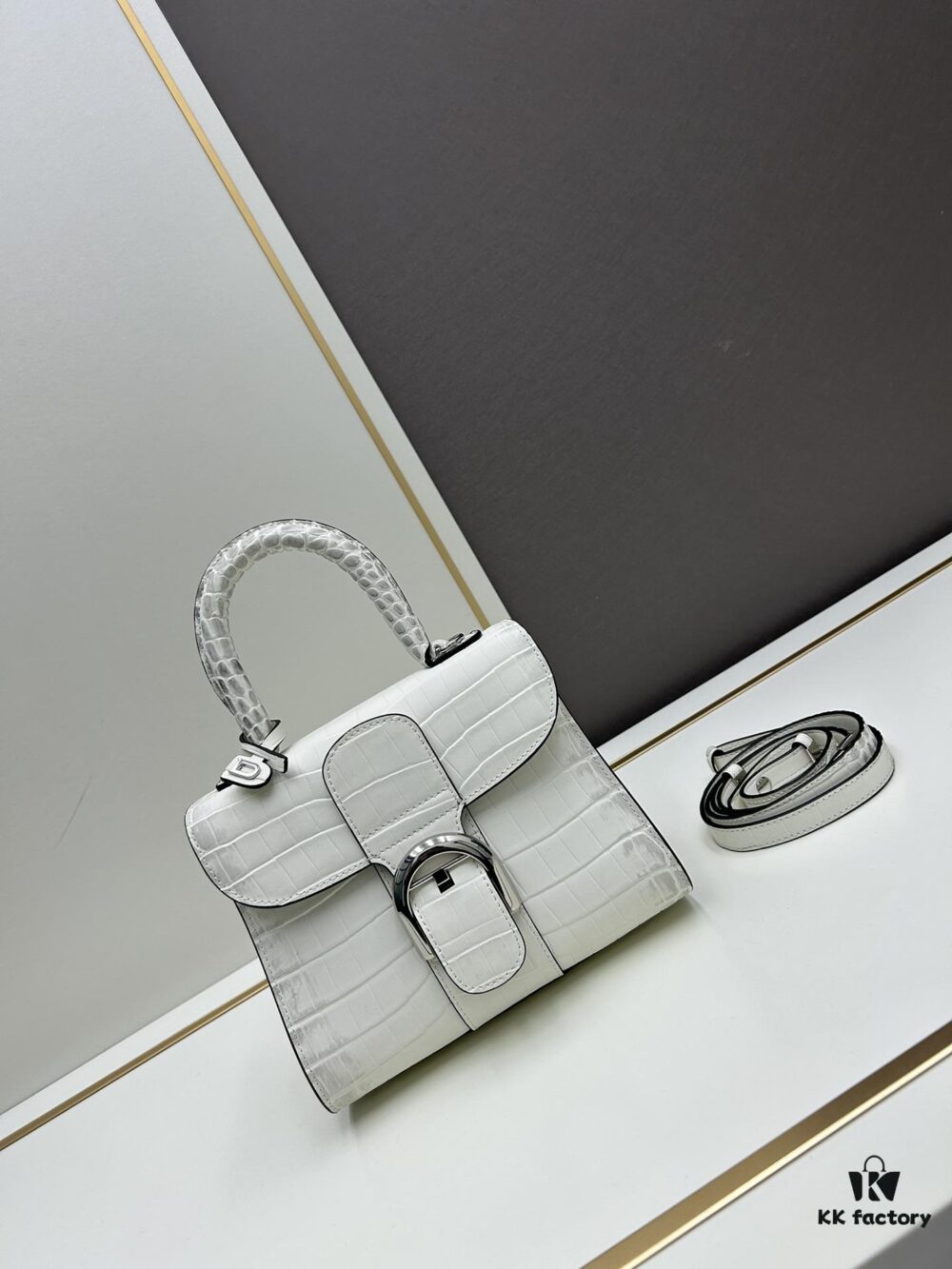 Luxuriously Unveiled 🔥 Crocodile 🐊 Embossed MM Size