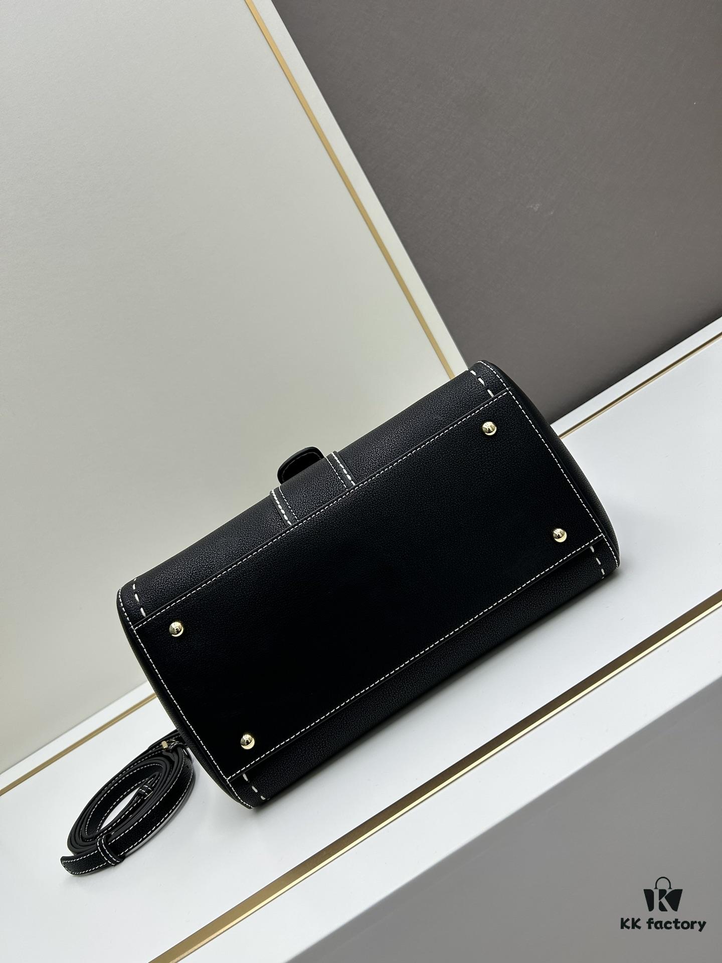 Delvaux 2024 Spring-Summer Exposed Stitching Collection