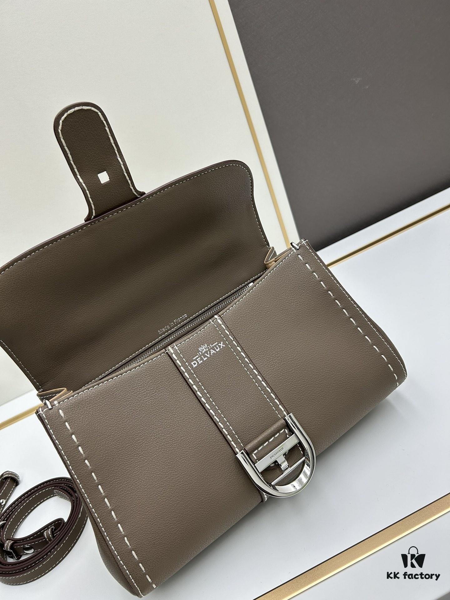 693081826e68136f4d9a7a5c Delvaux 2024 Spring-Summer Exposed Stitching Collection
