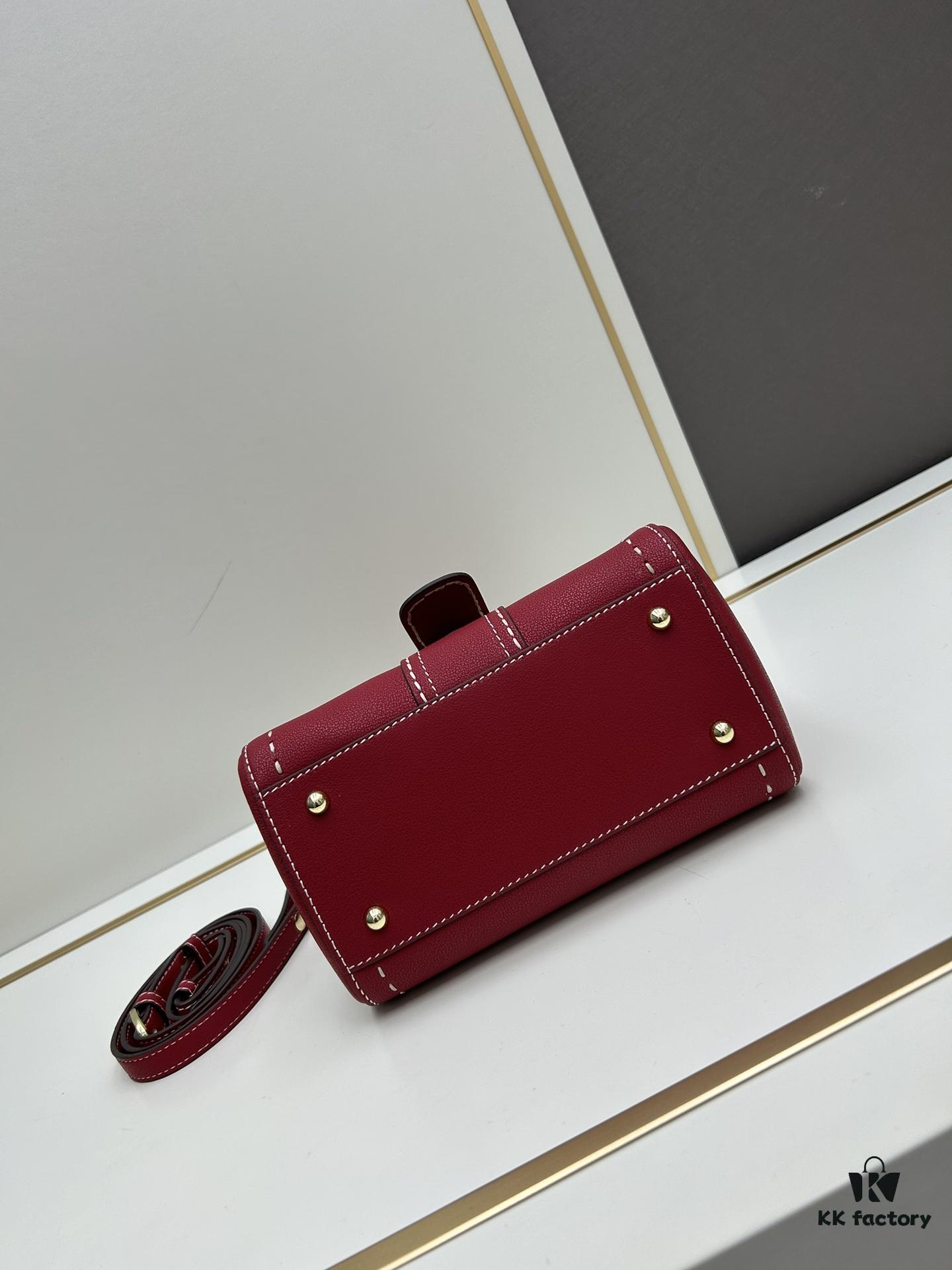 Delvaux 2024 Spring-Summer Exposed Stitching Collection