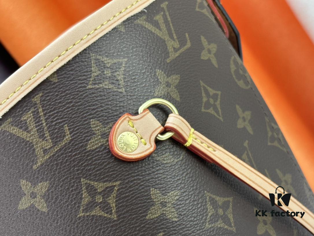 693081bf6e68136f4d9a7ad5 Authentic Item! Highly Acclaimed. LV's Latest Bestseller M40990 Large Size, Genuine Leather with Bronze Hardware, Real Photos Taken by Us. Welcome to Inquiry! Size: Large 40*33*20