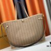 693081c06e68136f4d9a7ad7 Authentic Item! Highly Acclaimed. LV's Latest Bestseller M40990 Large Size, Genuine Leather with Bronze Hardware, Real Photos Taken by Us. Welcome to Inquiry! Size: Large 40*33*20