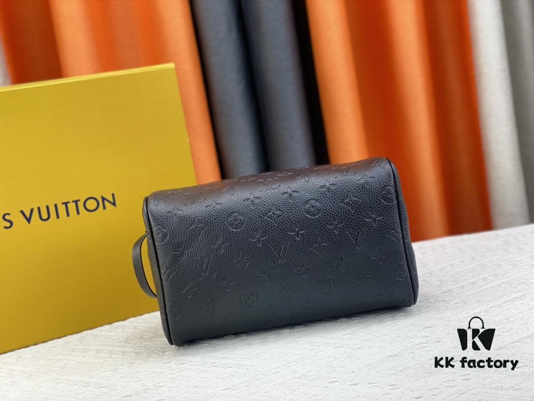 693082296e68136f4d9a7bdc Exclusive Louis Vuitton Neymar-Inspired Dual-Zip Cosmetic Pouch – Soft Monogram Canvas, Practical & Celebrity-Favorite Design