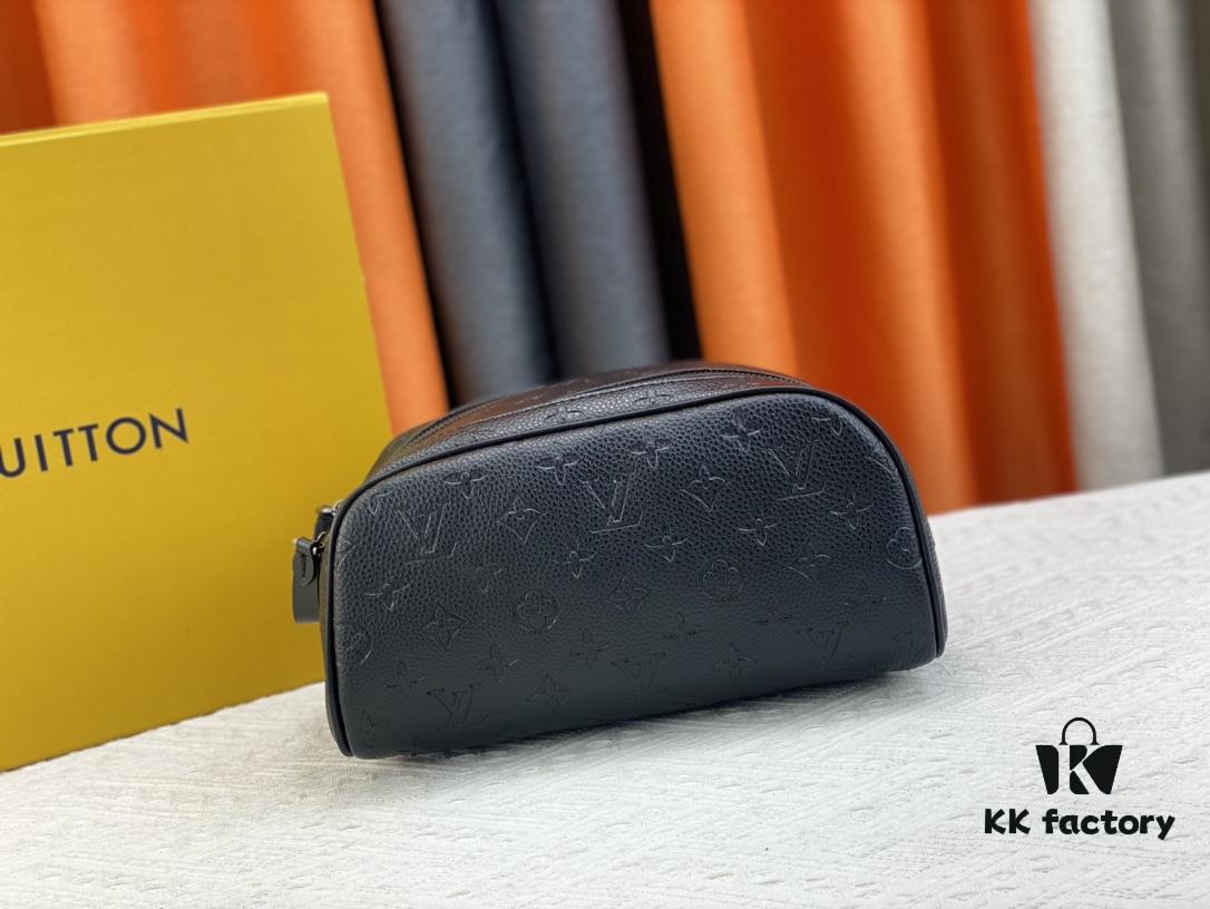 6930822a6e68136f4d9a7bdf Exclusive Louis Vuitton Neymar-Inspired Dual-Zip Cosmetic Pouch – Soft Monogram Canvas, Practical & Celebrity-Favorite Design