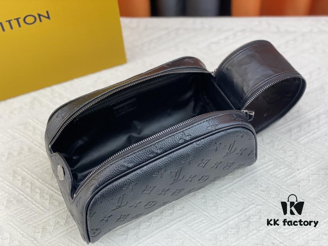 6930822e6e68136f4d9a7be3 Exclusive Louis Vuitton Neymar-Inspired Dual-Zip Cosmetic Pouch – Soft Monogram Canvas, Practical & Celebrity-Favorite Design