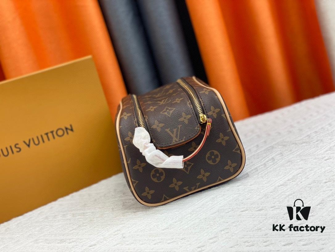 693082336e68136f4d9a7bec Exclusive Louis Vuitton Neymar-Inspired Double Zip Makeup Pouch – Soft Monogram Canvas, Practical Design Loved by Stars