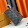 693082376e68136f4d9a7bf6 Exclusive Louis Vuitton Neymar-Inspired Dual-Zip Cosmetic Pouch – Soft Monogram Canvas, Highly Practical Design Loved by Stars