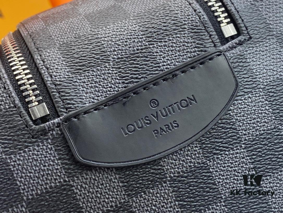 693082386e68136f4d9a7bfc Exclusive Louis Vuitton Neymar-Inspired Dual-Zip Cosmetic Pouch – Soft Monogram Canvas, Highly Practical Design Loved by Stars