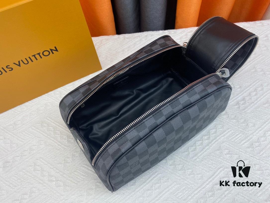693082386e68136f4d9a7bff Exclusive Louis Vuitton Neymar-Inspired Dual-Zip Cosmetic Pouch – Soft Monogram Canvas, Highly Practical Design Loved by Stars