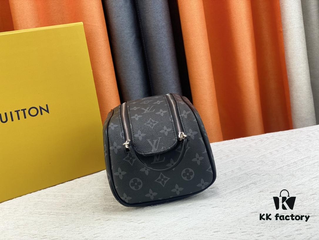 6930823b6e68136f4d9a7c01 Exclusive Louis Vuitton Neymar-Inspired Dual-Zip Cosmetic Pouch, Favored by Stars, Made of Soft Monogram Canvas