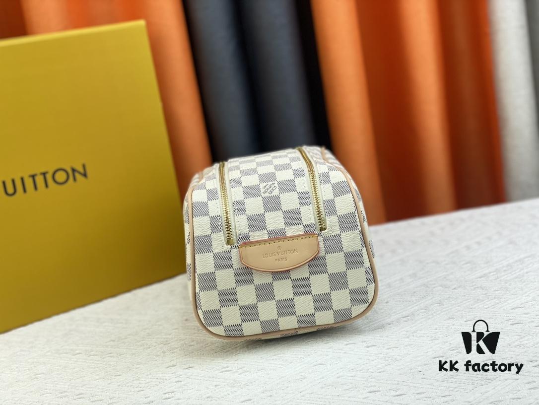 6930823f6e68136f4d9a7c0a Exclusive Louis Vuitton Neymar-Inspired Dual-Zip Makeup Pouch – Soft Monogram Canvas, Highly Practical Celebrity Favorite