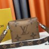Authentic High-End Quality Exclusive Redesign 💥 M47542 M67692 M47545 LV [Rose] Remodeled Official Website Toiletry Bag Super Hot Beautiful New Model LV Original Sample Matched Pattern Quality 🌵 Classic Monogram Clutch Toiletry Bag 🤞 Ultra-High Quality Authentic Hardware 💧 Creatively Crafted 👍🏻 Excellent Fit and Design Concept 💦 Masterfully Made, Size 25 x 20.5