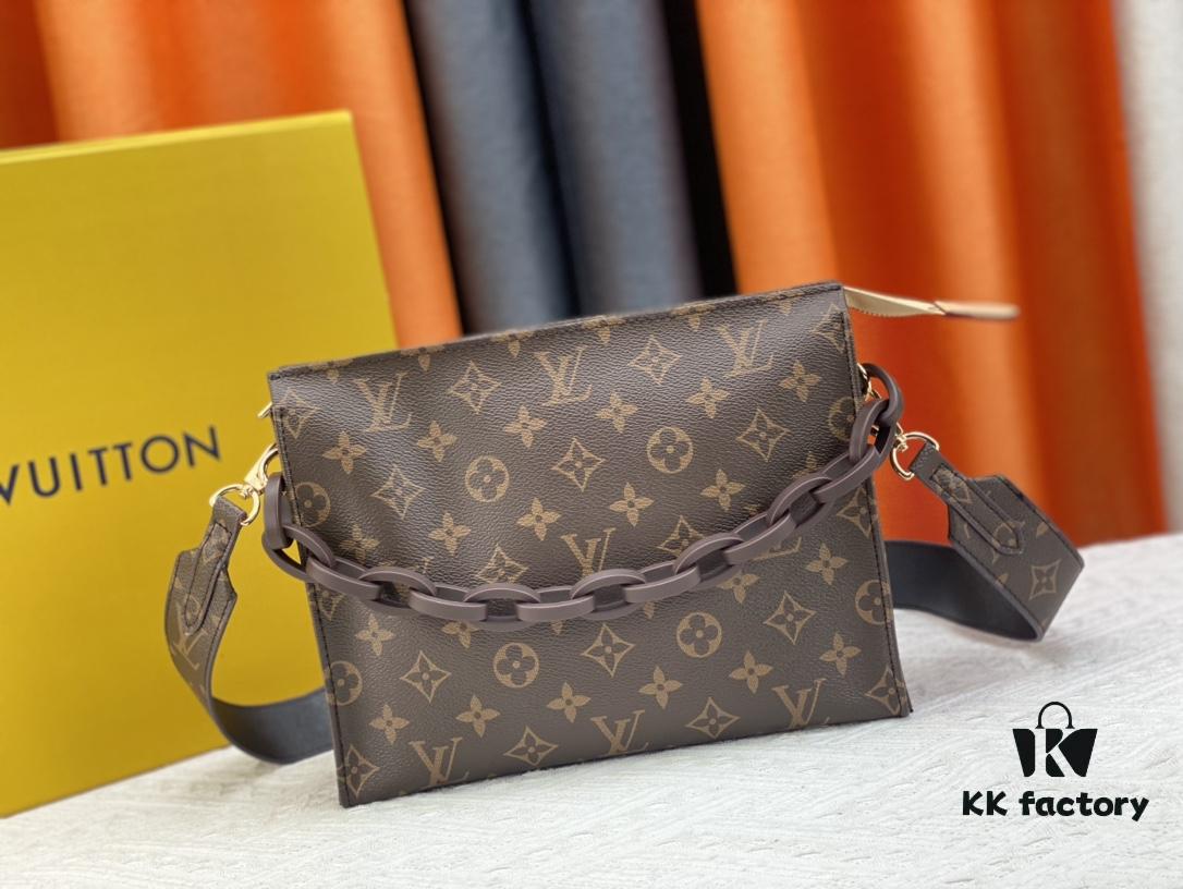 Authentic High-End Quality Exclusive Customization 💥 M47542 M67692 M47545 LV [Rose] Modified Official Website Toiletry Bag Super Hot Beautiful New Style LV Original Order Matching Pattern Quality 🌵 Classic Monogram Clutch Toiletry Bag ✌️ Ultra-High Quality Authentic Hardware 💧 Exquisitely Crafted with Unique Design Concept 👍🏻 Excellent Fit and Finish, Artisan Masterpiece Size 25x20.5