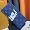 693082666e68136f4d9a7c58 M80801 This zipper wallet is part of the 2021–24 Autumn-Winter Everyday LV Limited Edition collection