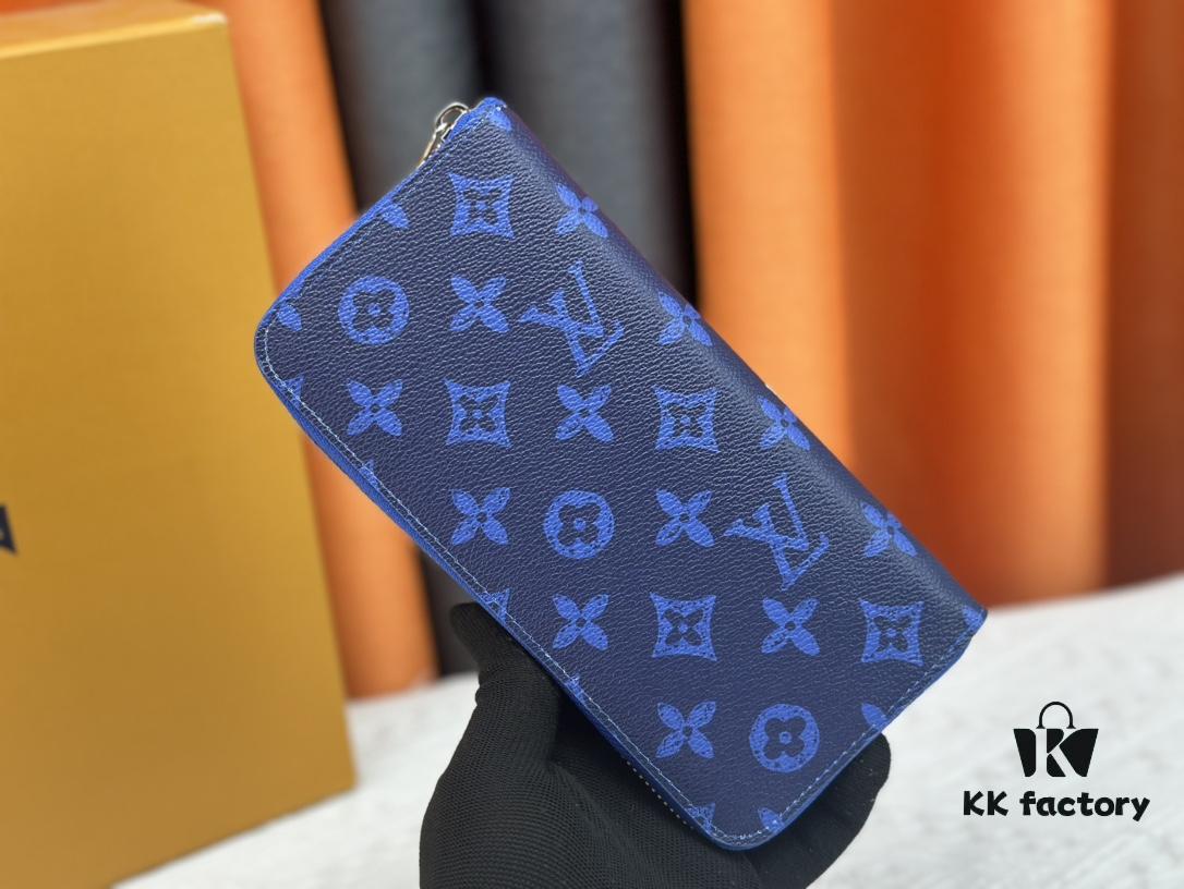693082666e68136f4d9a7c59 M80801 This zipper wallet is part of the 2021–24 Autumn-Winter Everyday LV Limited Edition collection