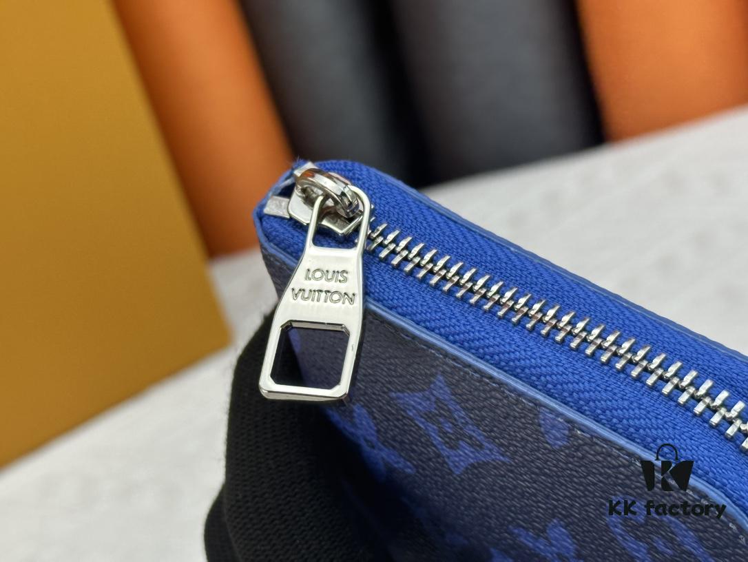 693082686e68136f4d9a7c5d M80801 This zipper wallet is part of the 2021–24 Autumn-Winter Everyday LV Limited Edition collection