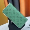 6930826b6e68136f4d9a7c62 M80801 This zip-around wallet is part of the 2021-24 Autumn/Winter Everyday LV Limited Edition collection