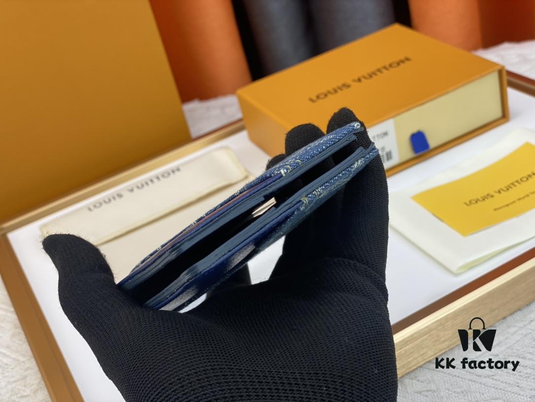 693082706e68136f4d9a7c6c LV M81020 Slender Wallet in Black and Blue