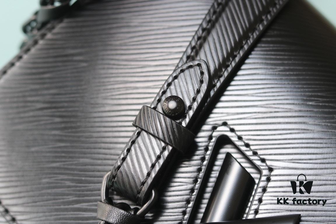 693082c46e68136f4d9a7cfb 2024 New Black Warrior Twist Medium Handbag - Epi Grained Leather with LV Twist Lock