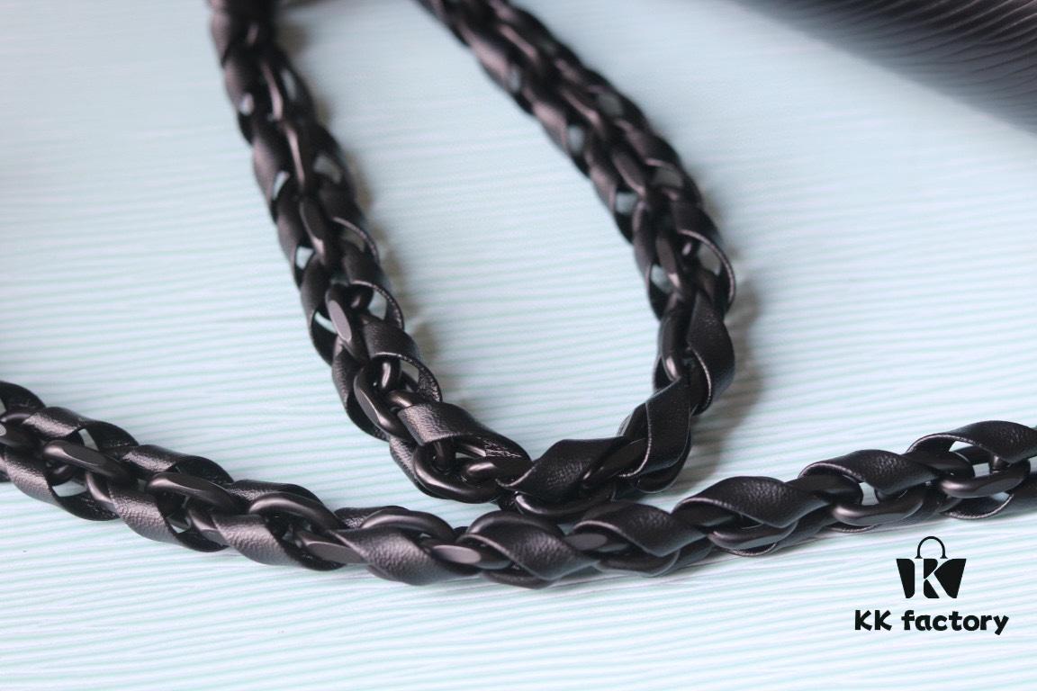 693082c56e68136f4d9a7cfc 2024 New Black Warrior Twist Medium Handbag - Epi Grained Leather with LV Twist Lock