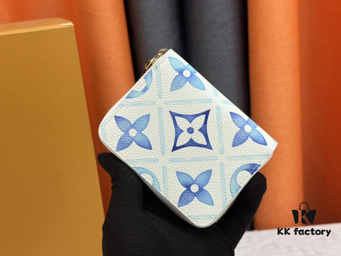 693082e76e68136f4d9a7d41 M83658 Blue Zippy Coin Purse