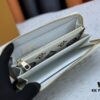 693083056e68136f4d9a7d87 Wallet M60017 (80828) Zippy Zipper Wallet