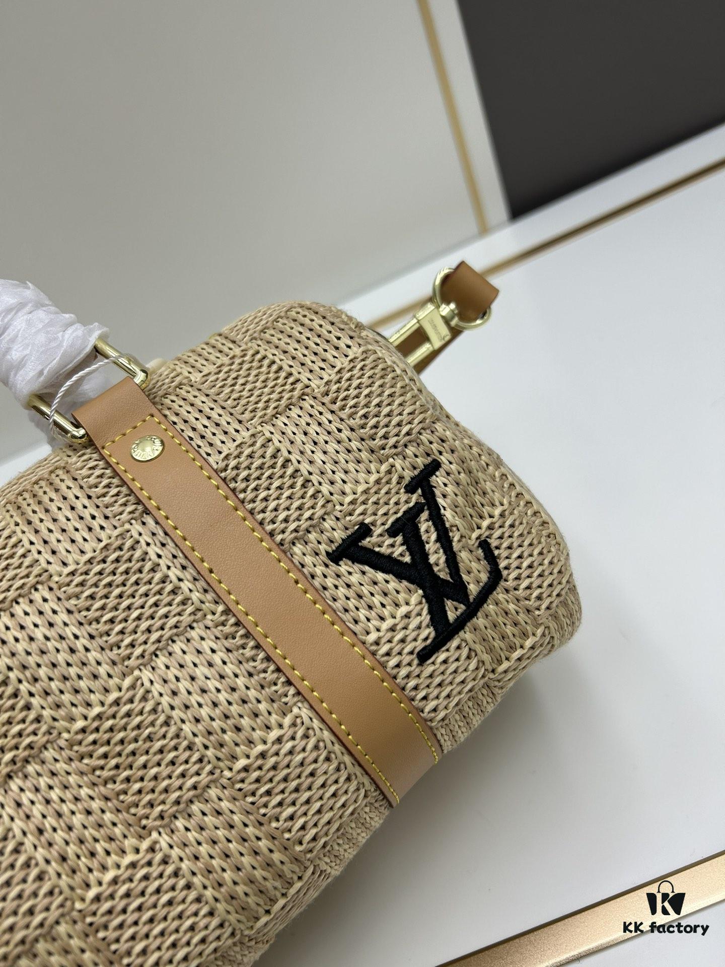 6930834d6e68136f4d9a7df5 New Arrival LV Straw Keepall Pillow Bag