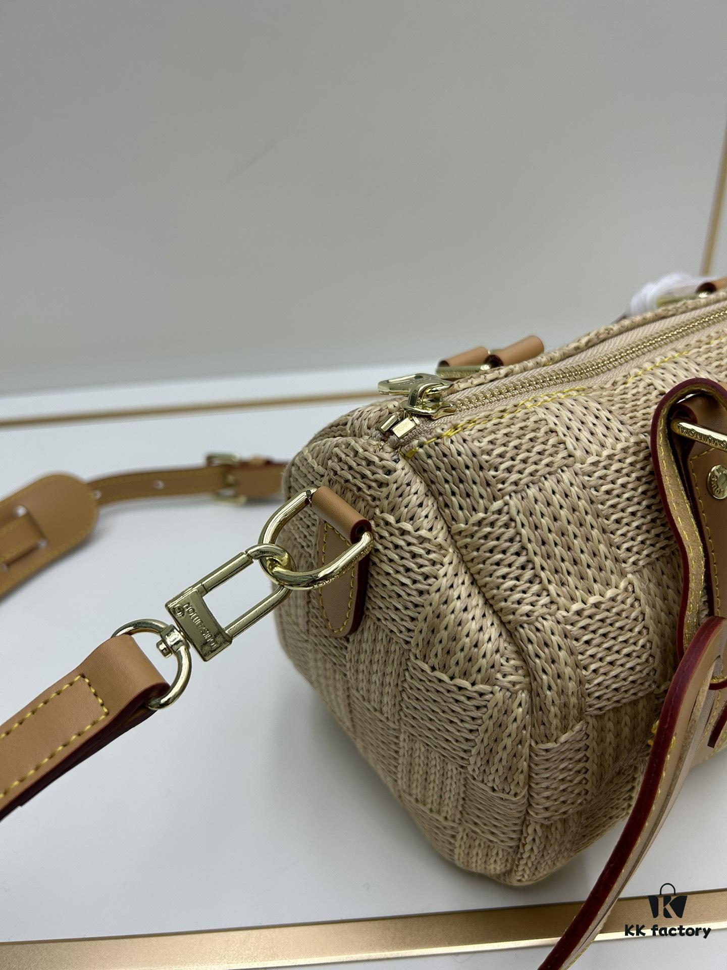 6930834e6e68136f4d9a7df7 New Arrival LV Straw Keepall Pillow Bag