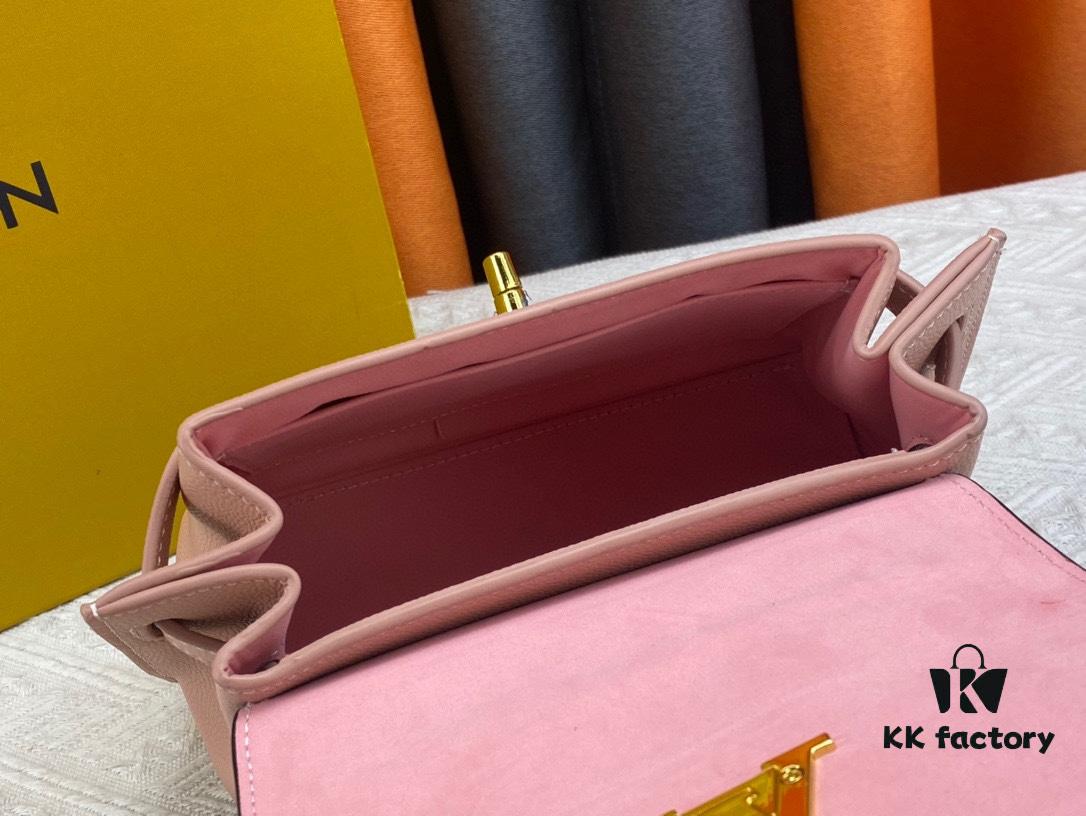 693083546e68136f4d9a7e00 Upgraded Original M22626 M21088 M21052 M20997 This Season's Petite Lockme Ever Mini Bag