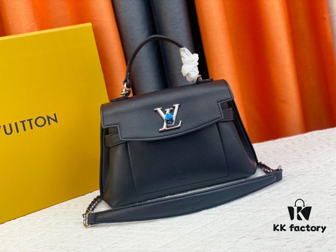 693083556e68136f4d9a7e03 Exclusive Background Upgraded Original Version M21088 M21052 M20997 This Season, the Compact Lockme Ever Mini Bag Features Fashionable New Hues in Grained Calfskin Leather