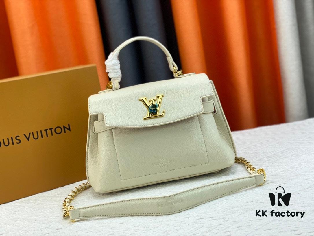 693083596e68136f4d9a7e0a Exclusive Background Upgraded Original Version M21088 M21052 M20997 This Season, the Petite Lockme Ever Mini Bag Features Fashionably Toned Grained Calfskin Leather