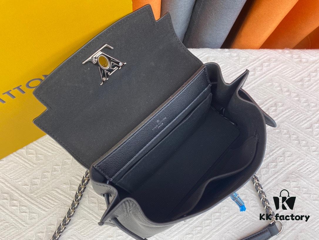 693083596e68136f4d9a7e0b Exclusive Background Upgraded Original Version M21088 M21052 M20997 This Season, the Compact Lockme Ever Mini Bag Features Fashionable New Hues in Grained Calfskin Leather
