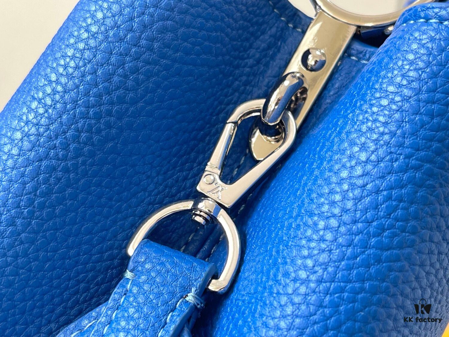 Upgraded M82905 Blue Ostrich