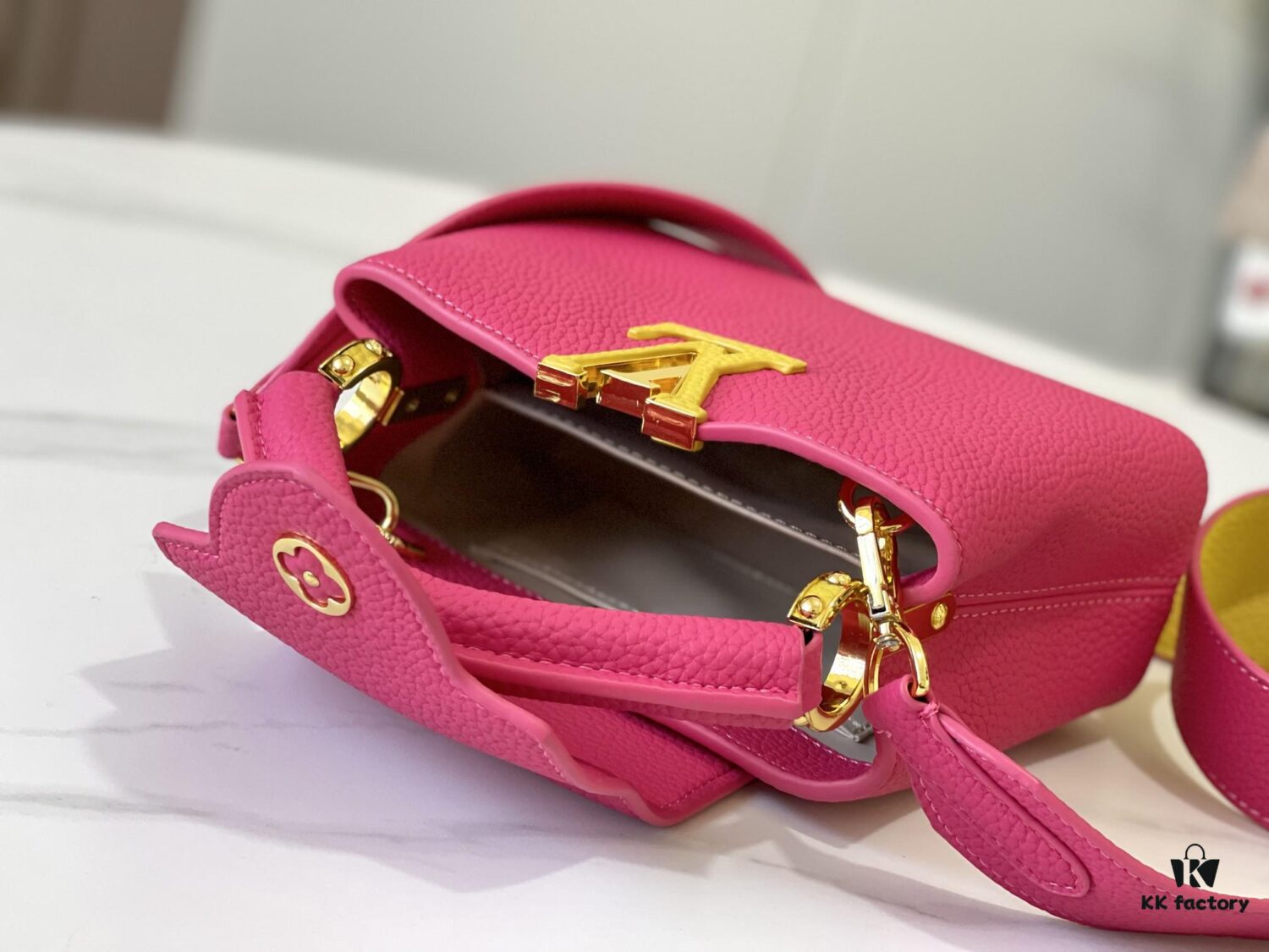 693083936e68136f4d9a7e6c Upgraded M59440 Capucines Mini Handbag