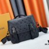 693084906e68136f4d9a80d3 Original LV Trail Messenger Bag