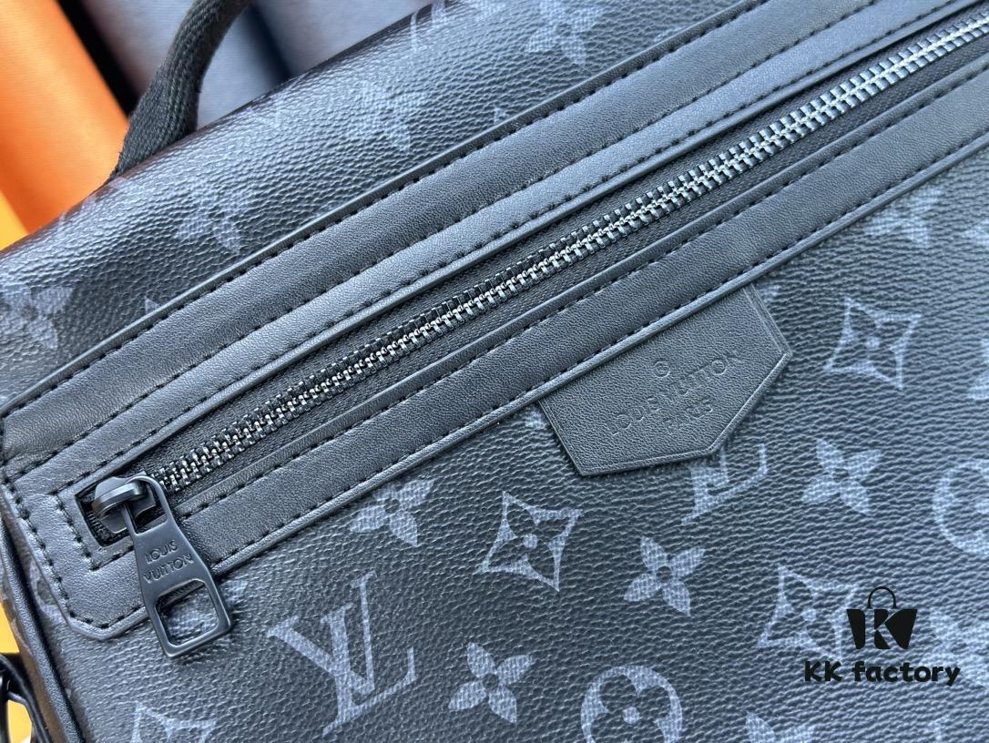 Authentic LV Trail Messenger Bag