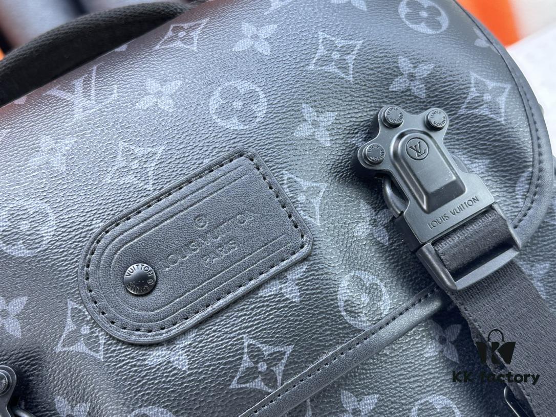 Authentic LV Trail Messenger Bag