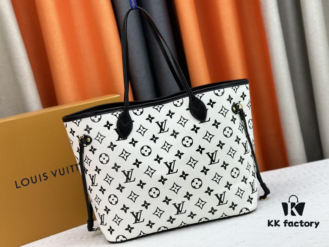 693084a36e68136f4d9a8102 Monogrammm Tote Bag in Cream and Pink with LVs