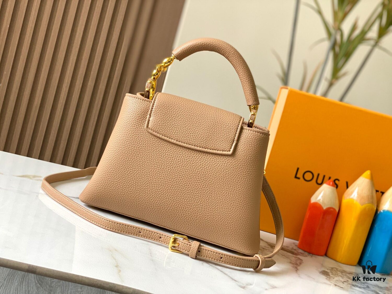 693084f36e68136f4d9a8198 Upgraded M24698 Capucines BB Handbag