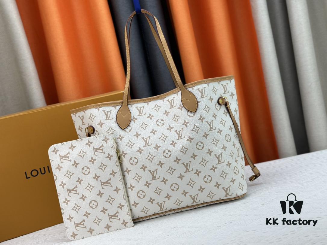 693085086e68136f4d9a81ba Monogrammm Tote Bag with Cream and Pink Stripes by Louis Vuitton