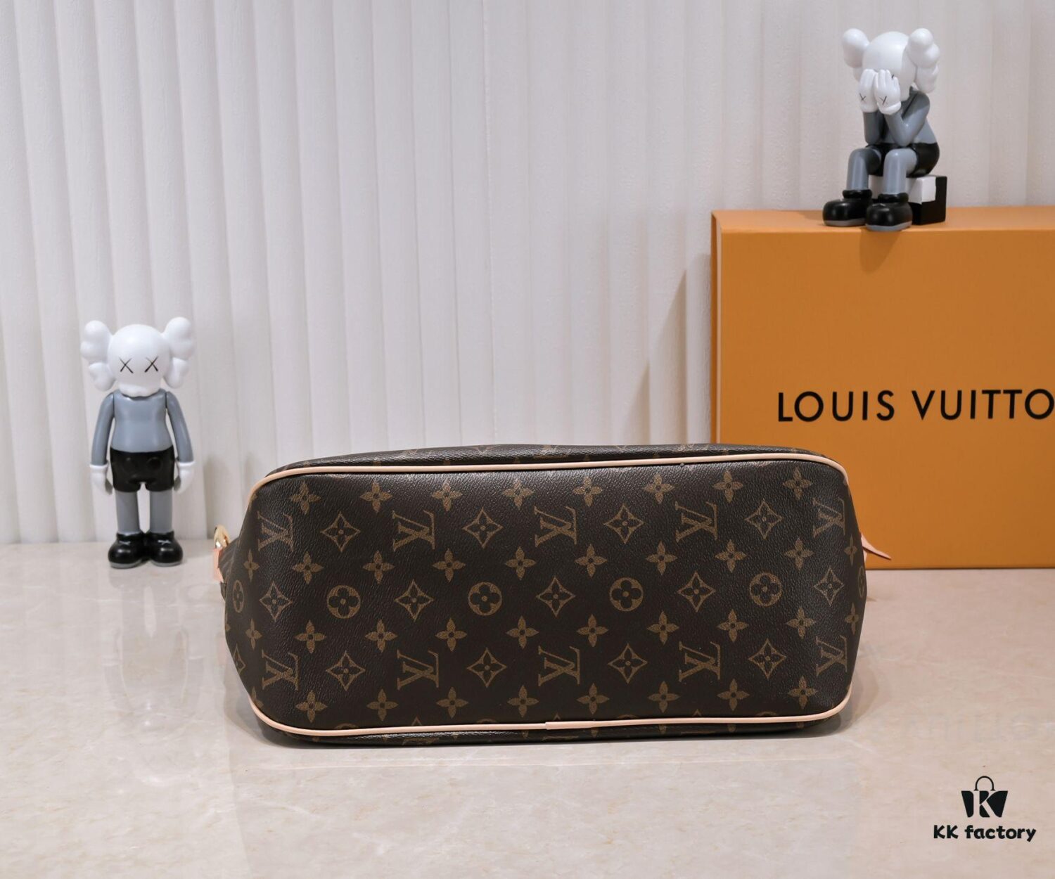 6930850c6e68136f4d9a81c3 Wholesale Price, New Spring-Summer Style: The Calvi Bag in Damier Azur Canvas — Stylish and Spacious, Perfect for Both Office and Beach Getaways
