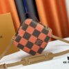 6930853f6e68136f4d9a823a M40562 LV Square Bag Louis Vuitton 2024 Men's Spring-Summer Collection Advertising Campaign