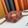 693085476e68136f4d9a824d M40562 LV Square Bag Louis Vuitton 2024 Men's Spring-Summer Collection Advertisement Special