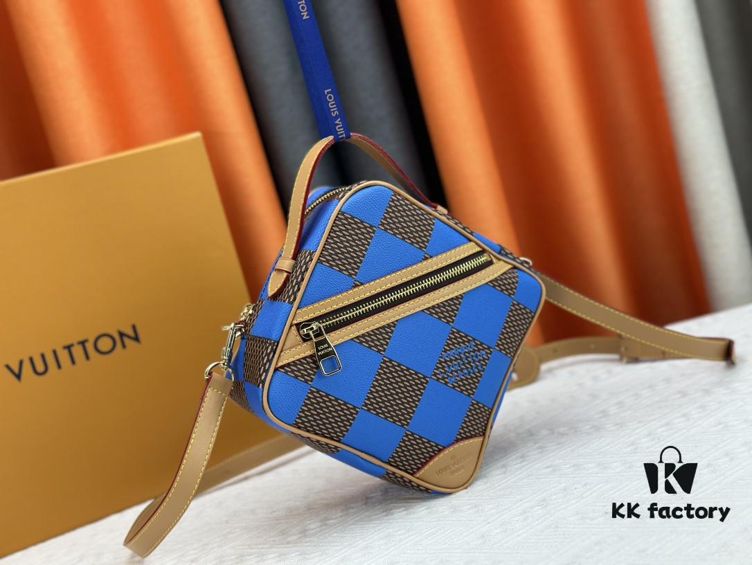 6930854f6e68136f4d9a825d M40562 LV Square Bag Louis Vuitton 2024 Men's Spring-Summer Collection Campaign